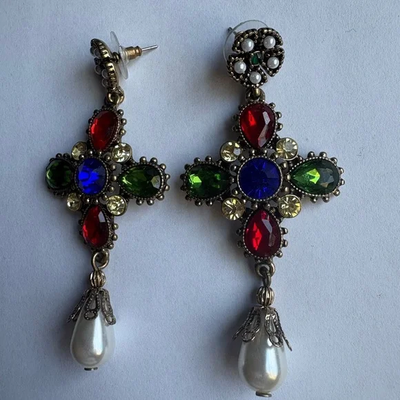 SHASHI Colorful Crystal Cross Drop Earrings - Multicolor - Picture 5 of 7